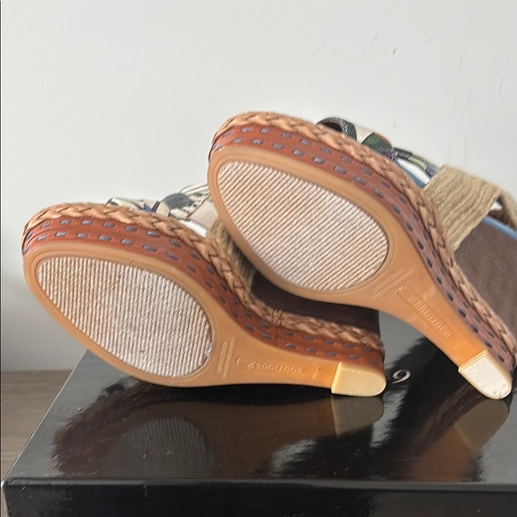 Boutique 9 Strappy Multicolor Wedge Sandals - Picture 6 of 6